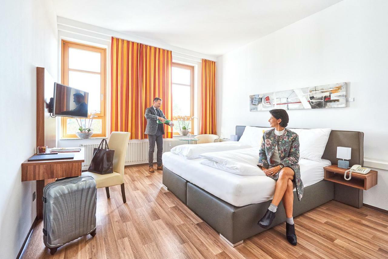 Health Vital Comfort Guestrooms เวลส์ ภายนอก รูปภาพ